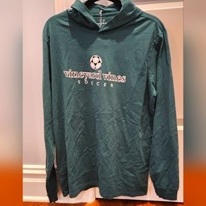 Men's Vineyard Vines hooded t-shirt